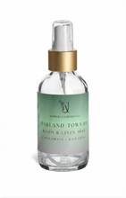 Load image into Gallery viewer, Oakland Town Biz Room &amp; Linen Mist
